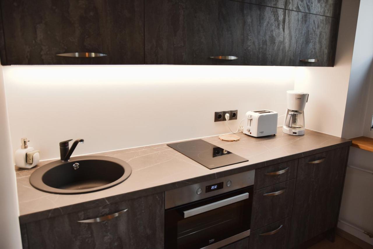 הפסלאו Kristella Kesklinna Apartment מראה חיצוני תמונה